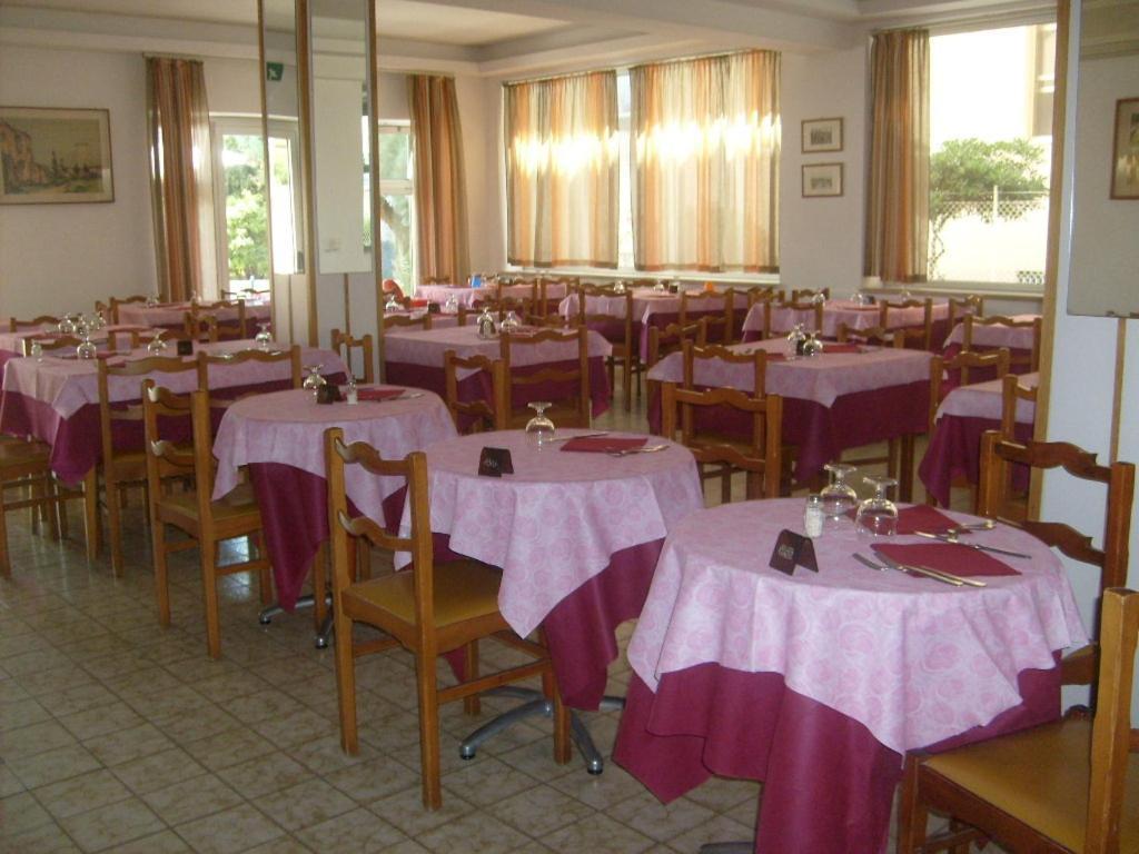 Hotel Bel Air Rivazzurra Di Rimini 外观 照片