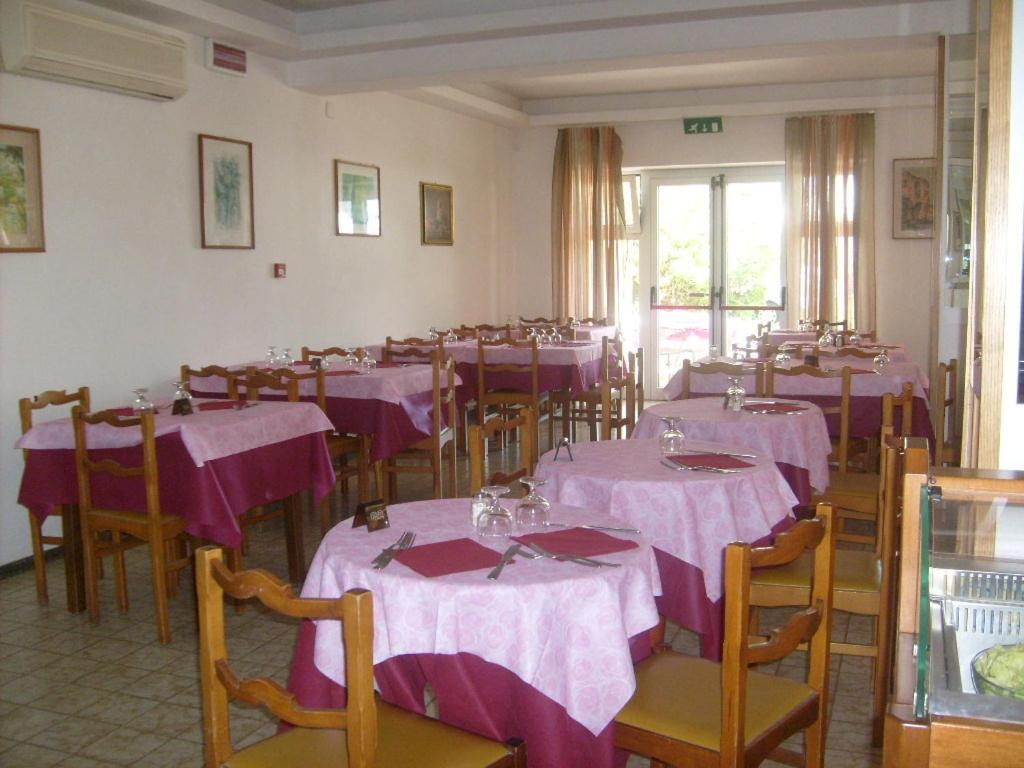 Hotel Bel Air Rivazzurra Di Rimini 外观 照片